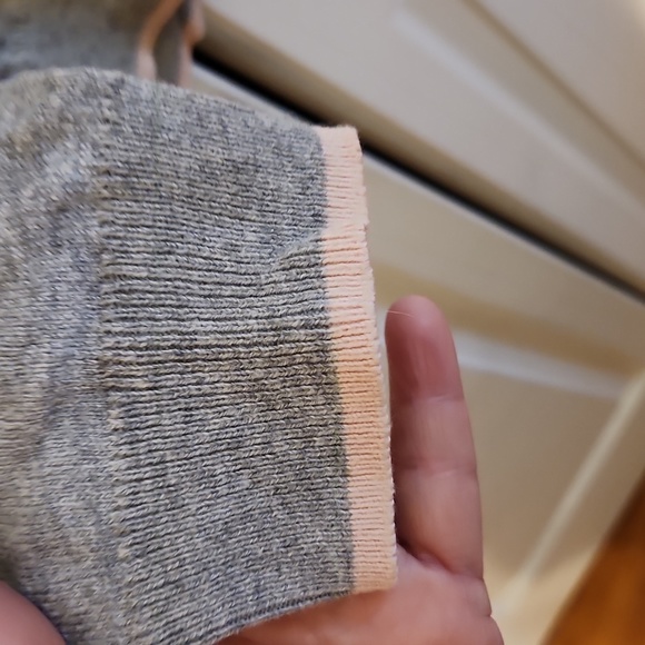 🛍️5/$20🛍️ Elle Tres Chic Textured Sweater Gray & Pink XL - Picture 4 of 7